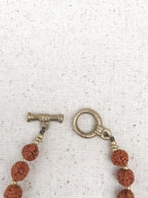 Load image into Gallery viewer, SOUTH Rudraksha Healing Crystal Bracelet