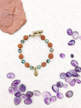 Load image into Gallery viewer, SEA Rudraksha Healing Crystal Bracelet