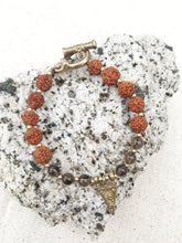 Load image into Gallery viewer, SOUTH Rudraksha Healing Crystal Bracelet